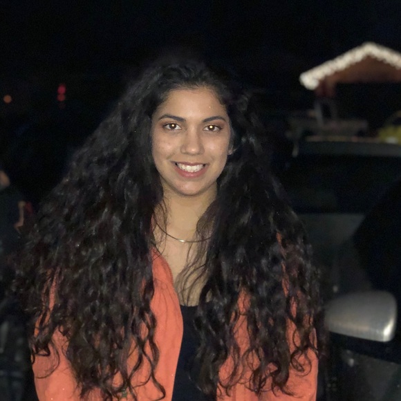 Meet your Posher, Briana - Picture 1 of 1